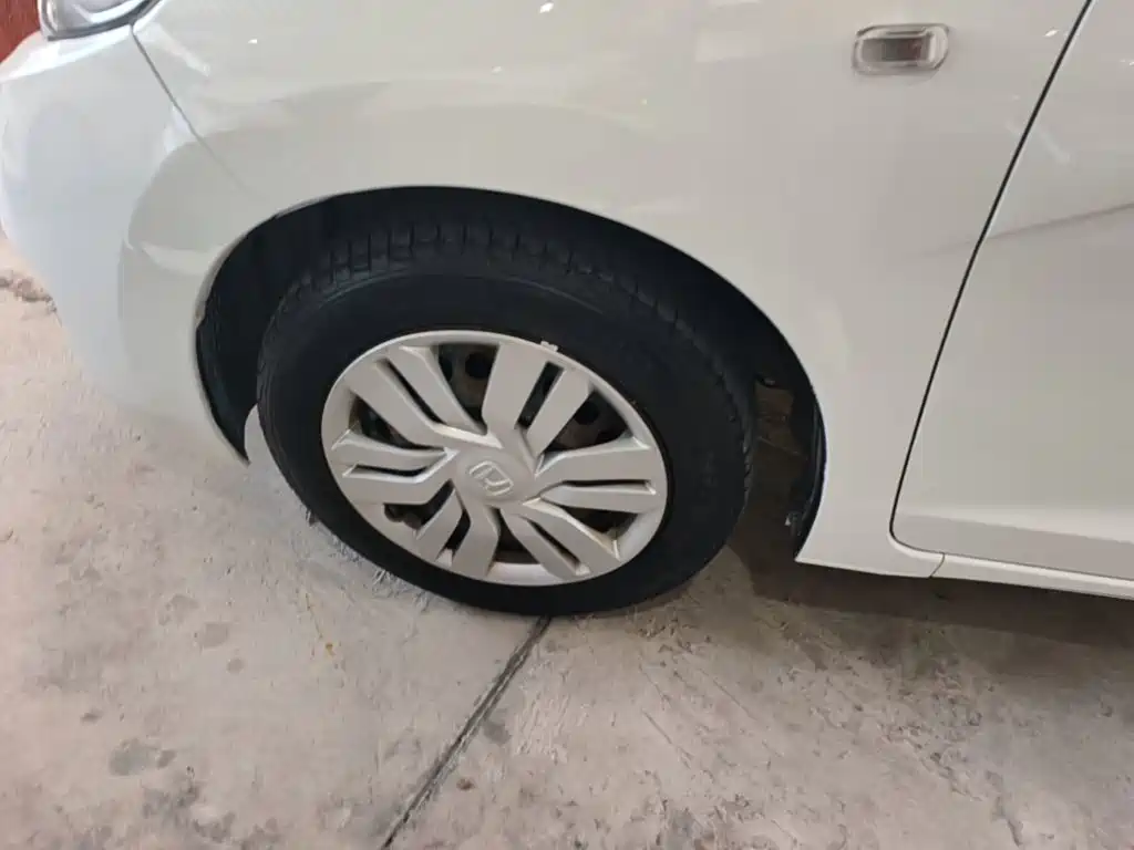 Honda Fit — миниатюра 23