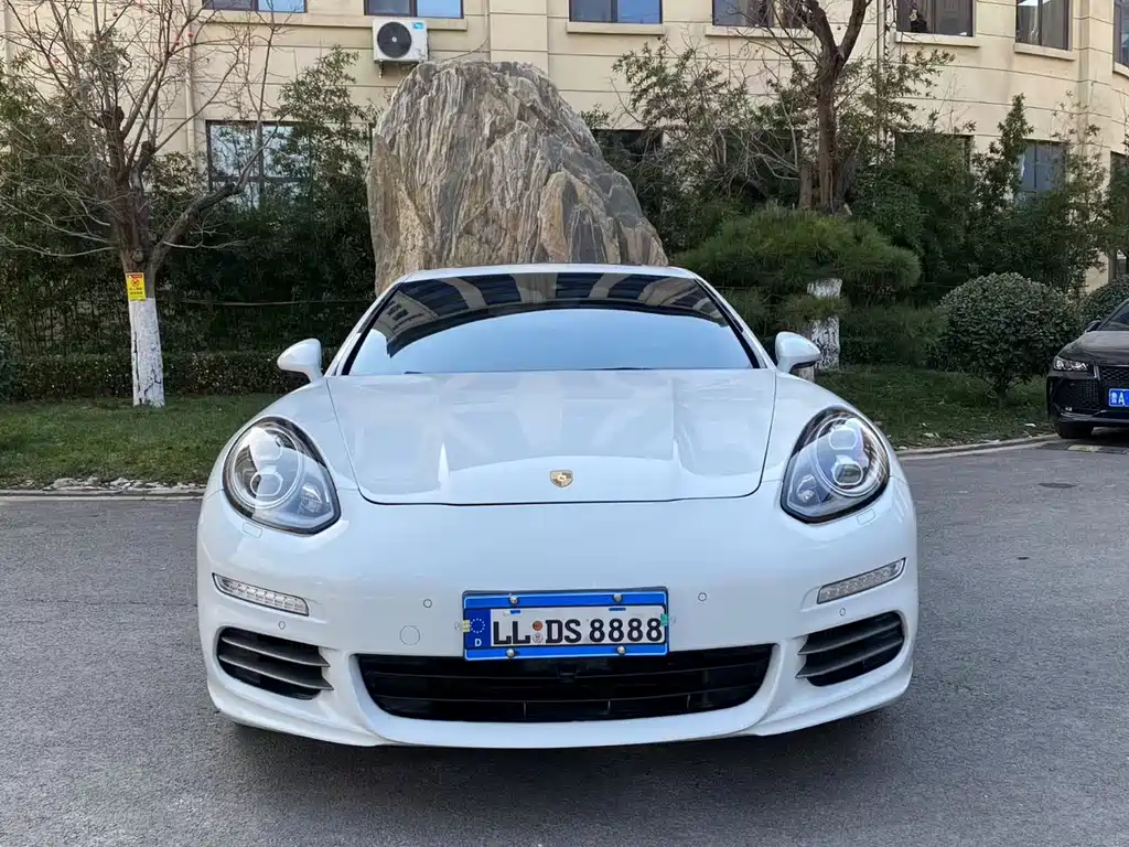Porsche Panamera 2015