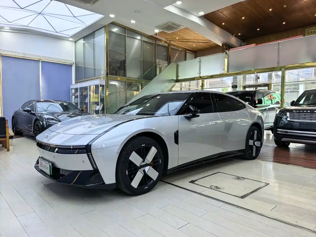 Xpeng P7