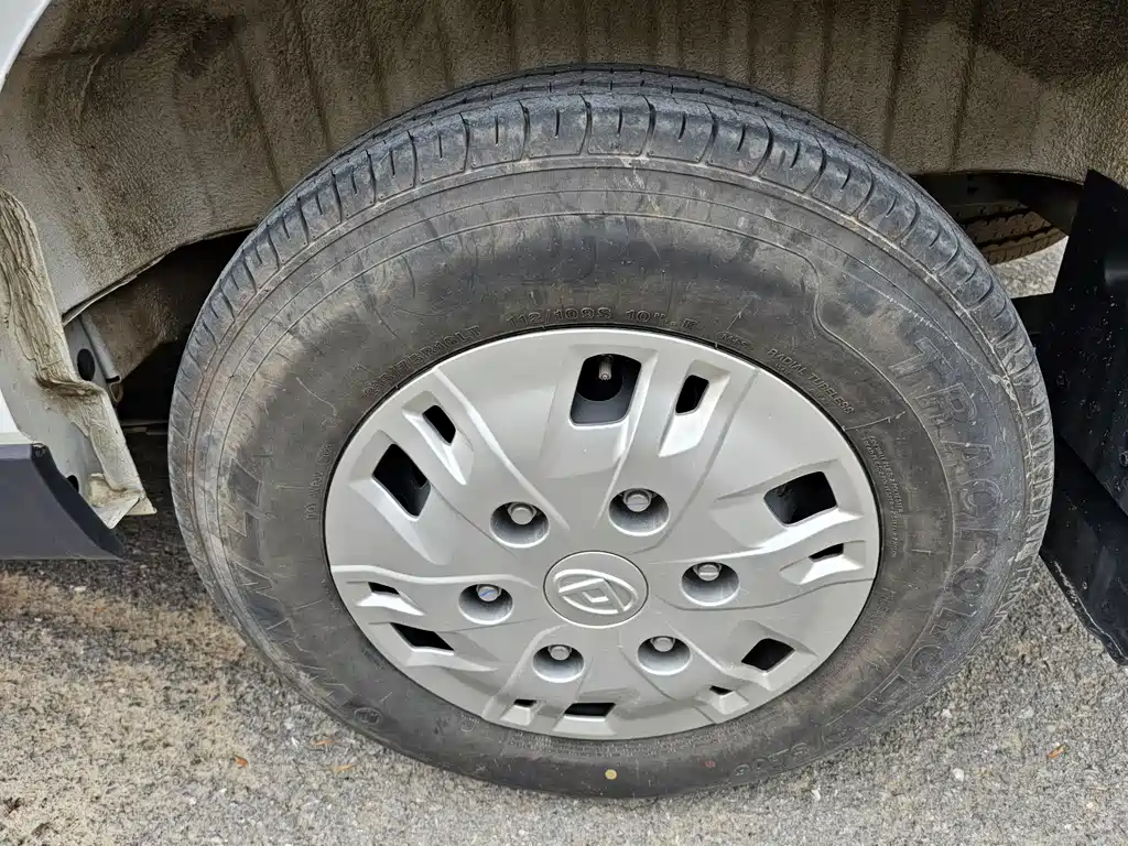 MAXUS V70 — миниатюра 15