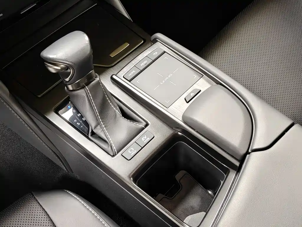 Lexus ES — фотографии объявления, Фото 11