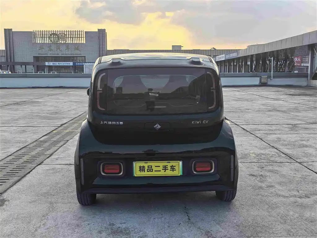 Baojun KiWi EV — миниатюра 4