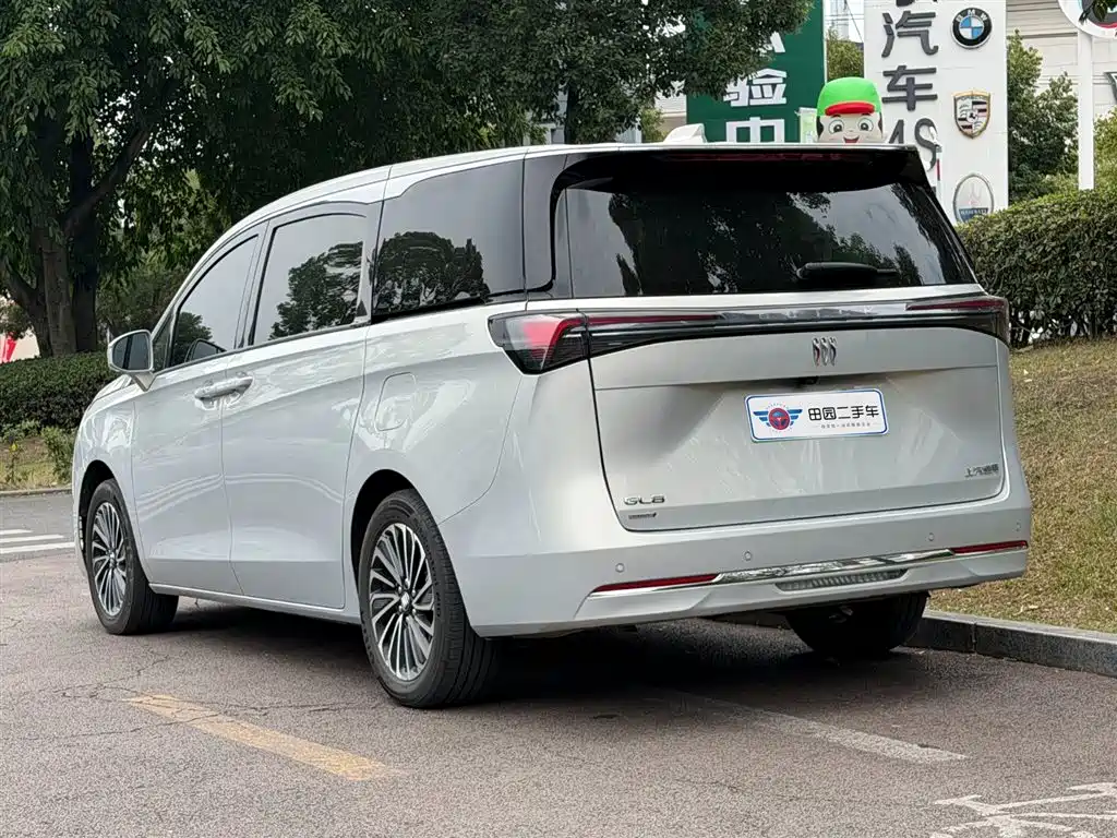 Buick GL8 2025 Smart