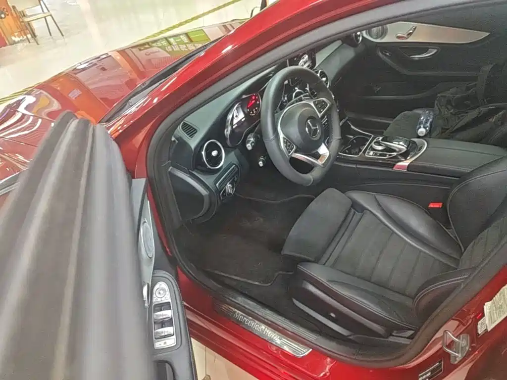 Mercedes-Benz C-Class — миниатюра 16