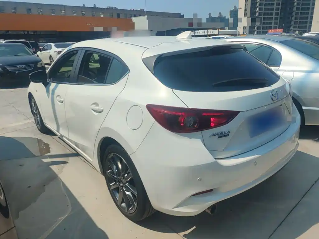 Mazda 3 Axela — миниатюра 5