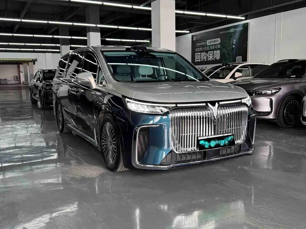 VOYAH Dreamer — миниатюра 3