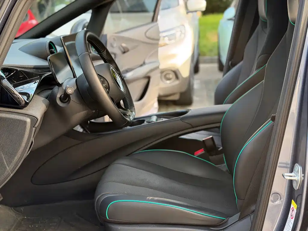 BYD Dolphin — миниатюра 5