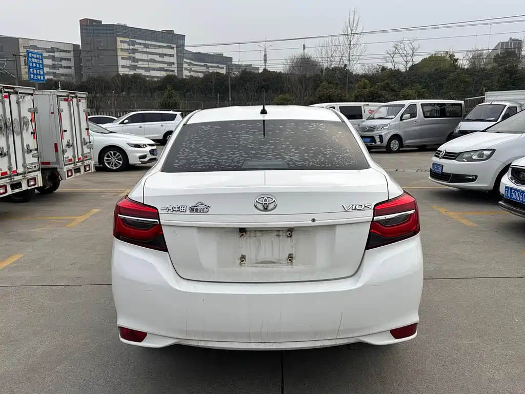 TOYOTA VIOS