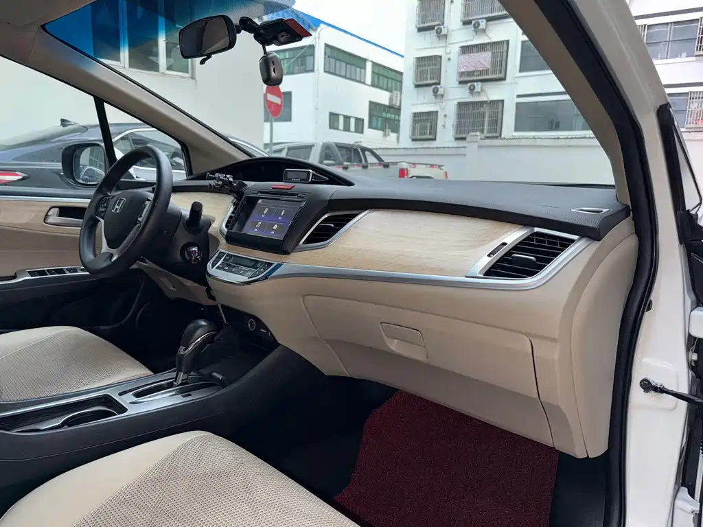 Honda Jade — миниатюра 21