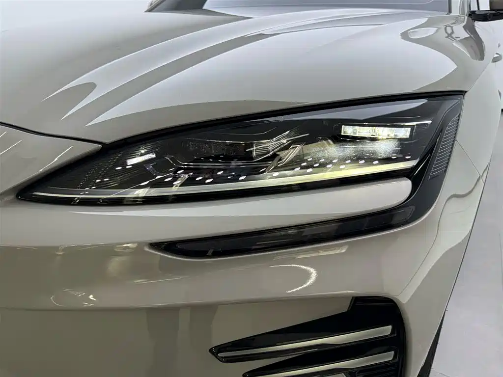 BYD Song Plus PLUS 2025 EV 520km Luxury
