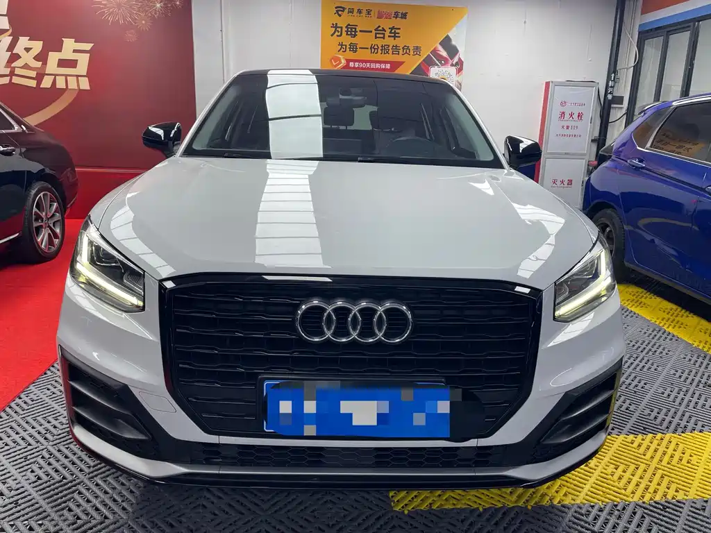 Audi Q2L — миниатюра 2