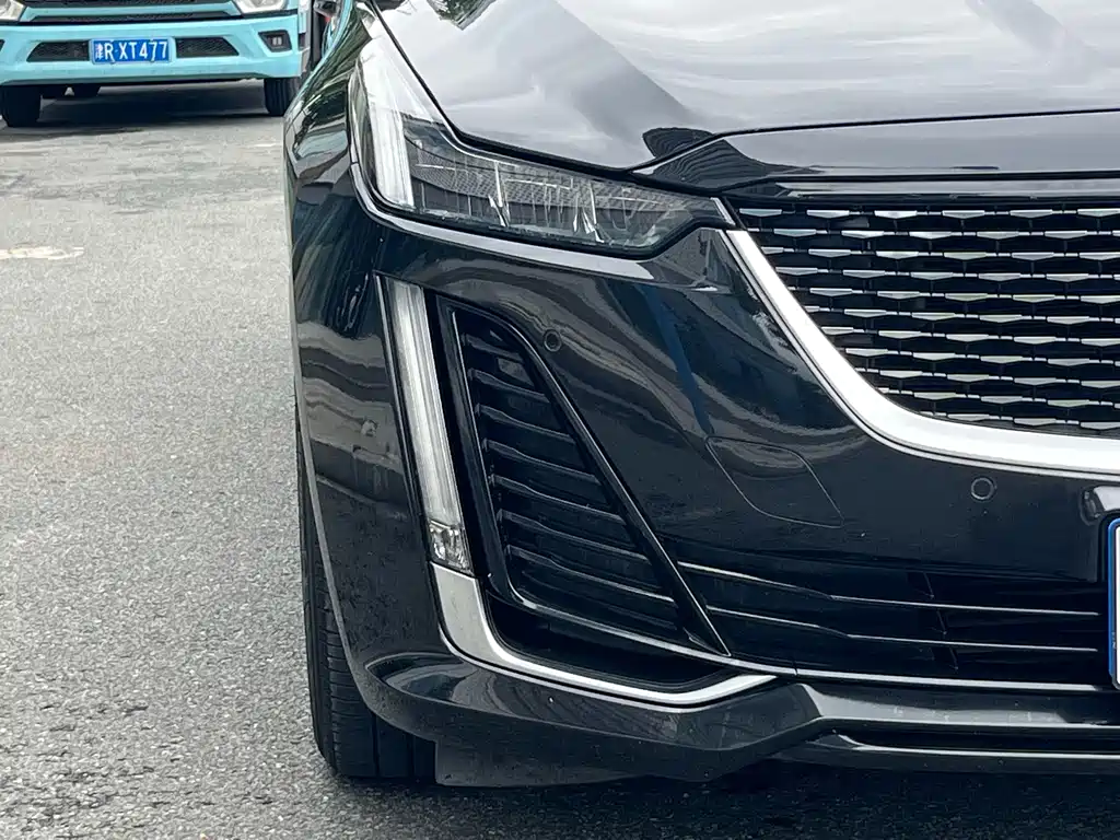 Cadillac CT5 — миниатюра 17