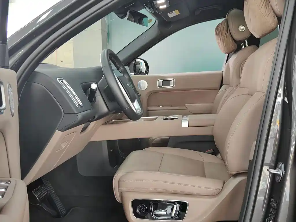 Li Auto Li L8 — миниатюра 3