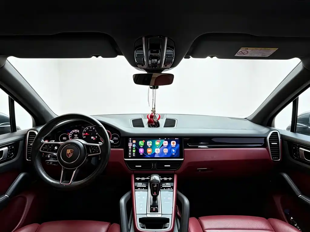 Porsche Cayenne — миниатюра 8