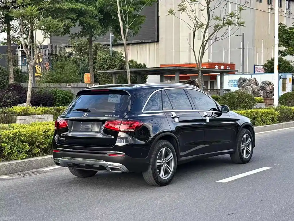 Mercedes-Benz GLC — миниатюра 4