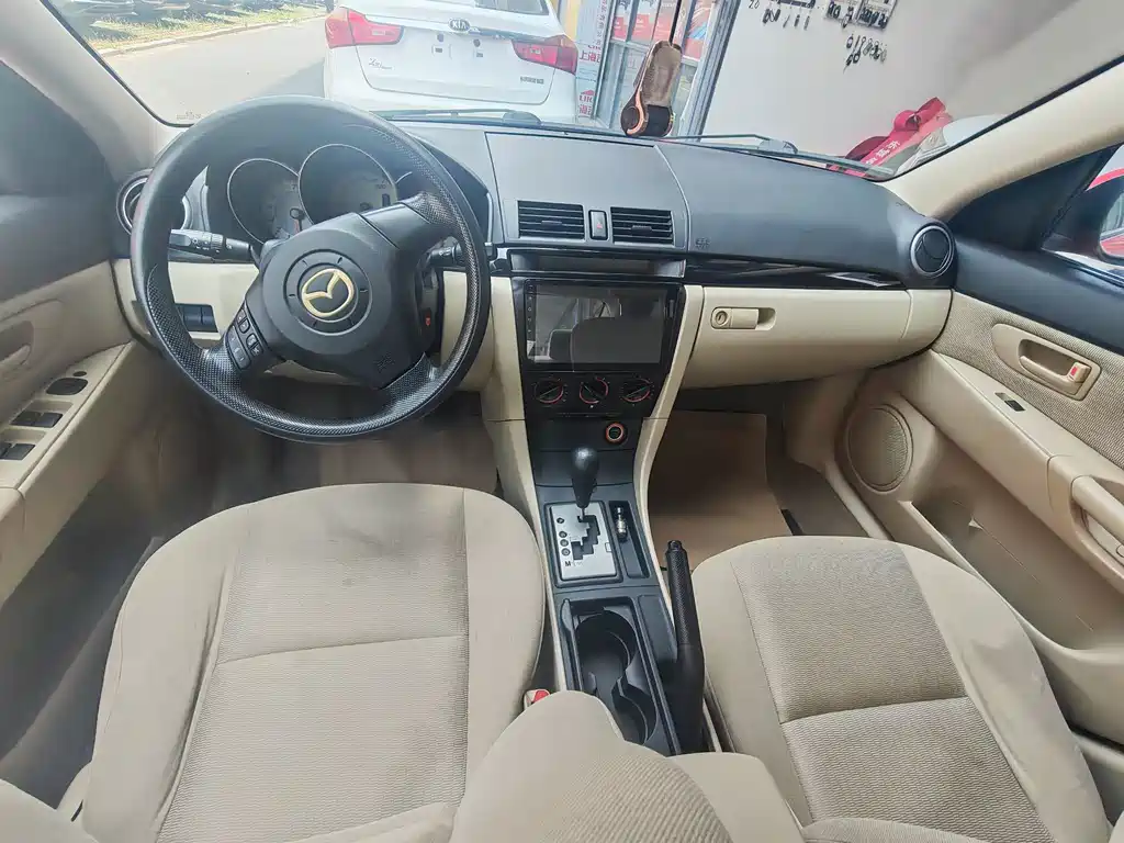 Mazda 3 — миниатюра 7