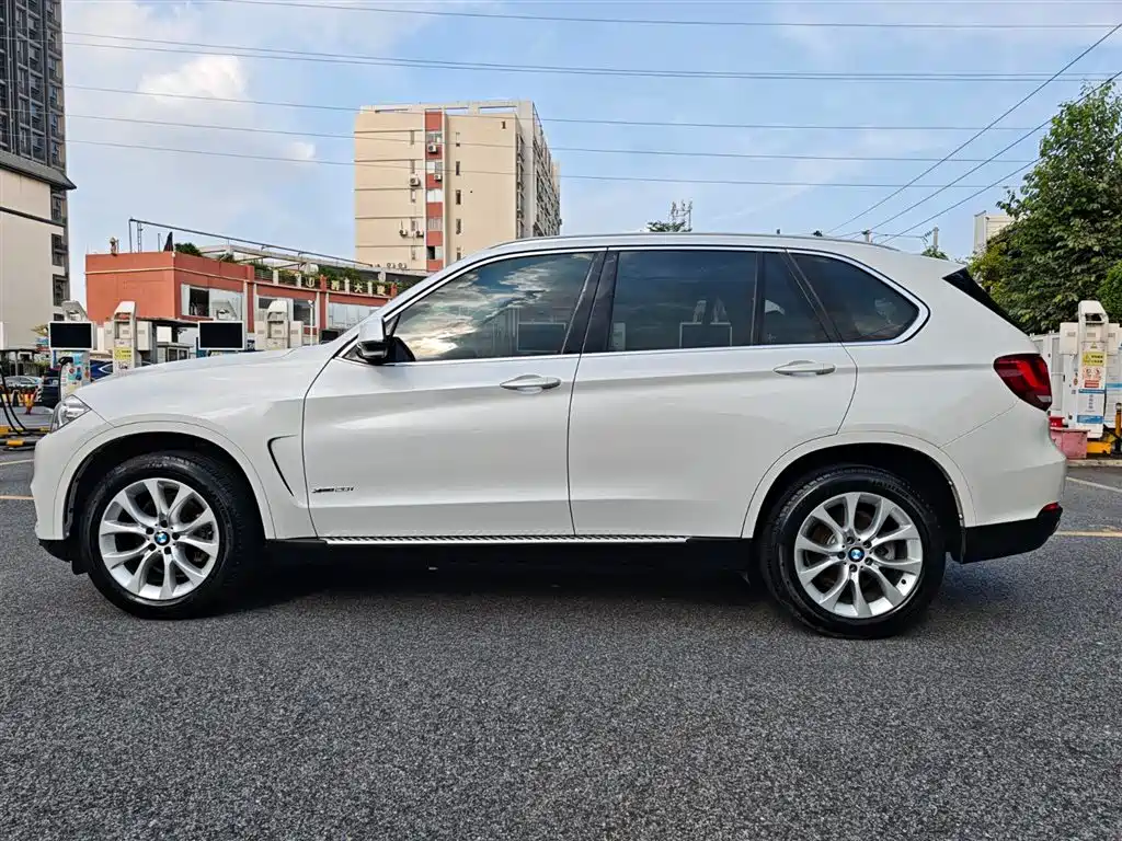 BMW X5 2017 xDrive28i