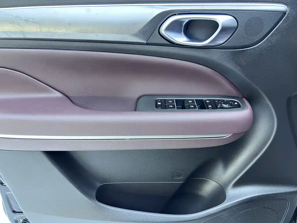 GAC Motor Trumpchi M6 — миниатюра 8