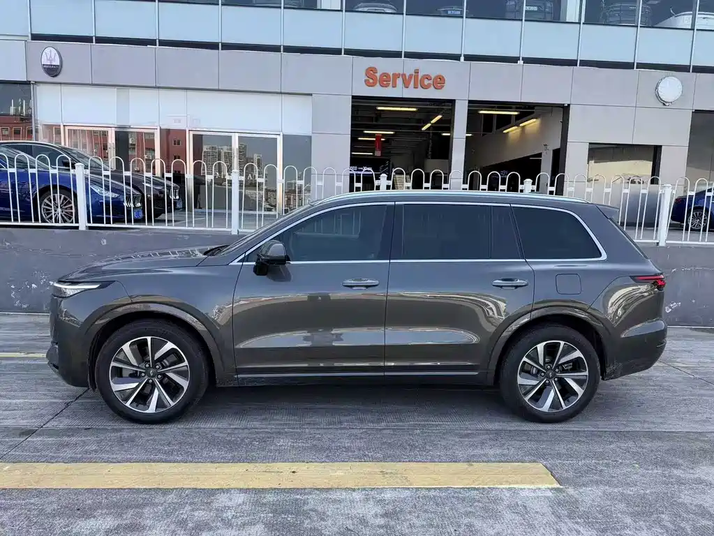 Li Auto Li ONE — миниатюра 2
