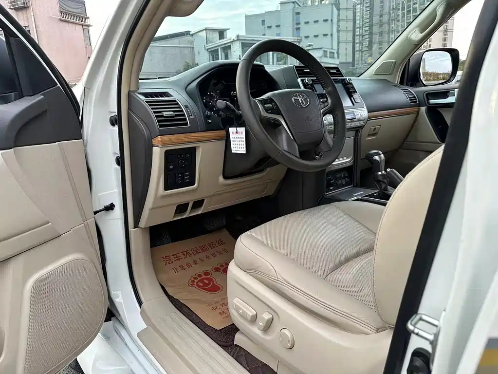 Toyota Land Cruiser Prado 2018 3.5L AT TX-L