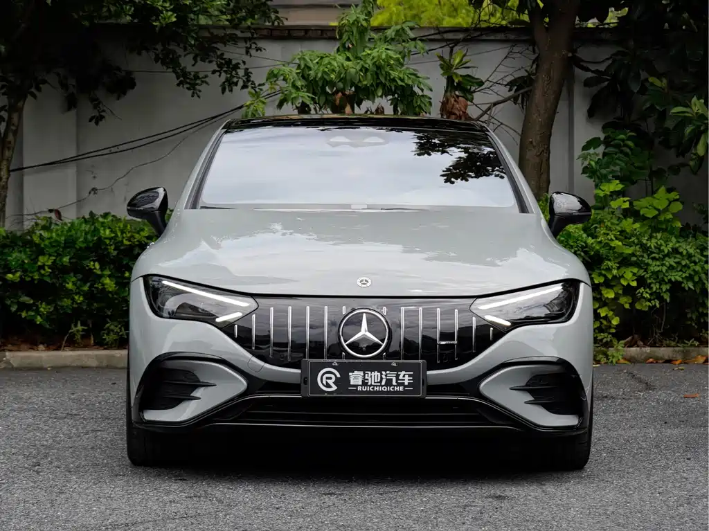 Mercedes-Benz EQE AMG — миниатюра 2