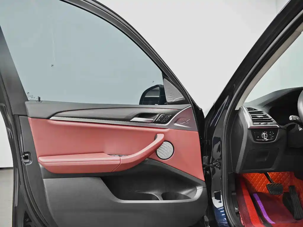 BMW X3 — миниатюра 31