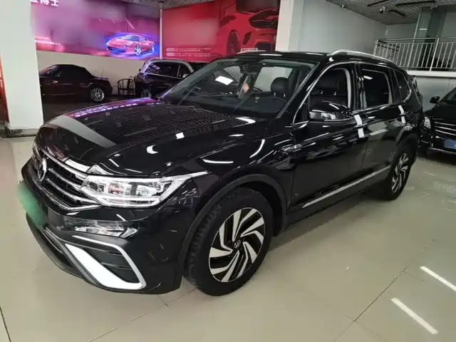 Volkswagen Tiguan L