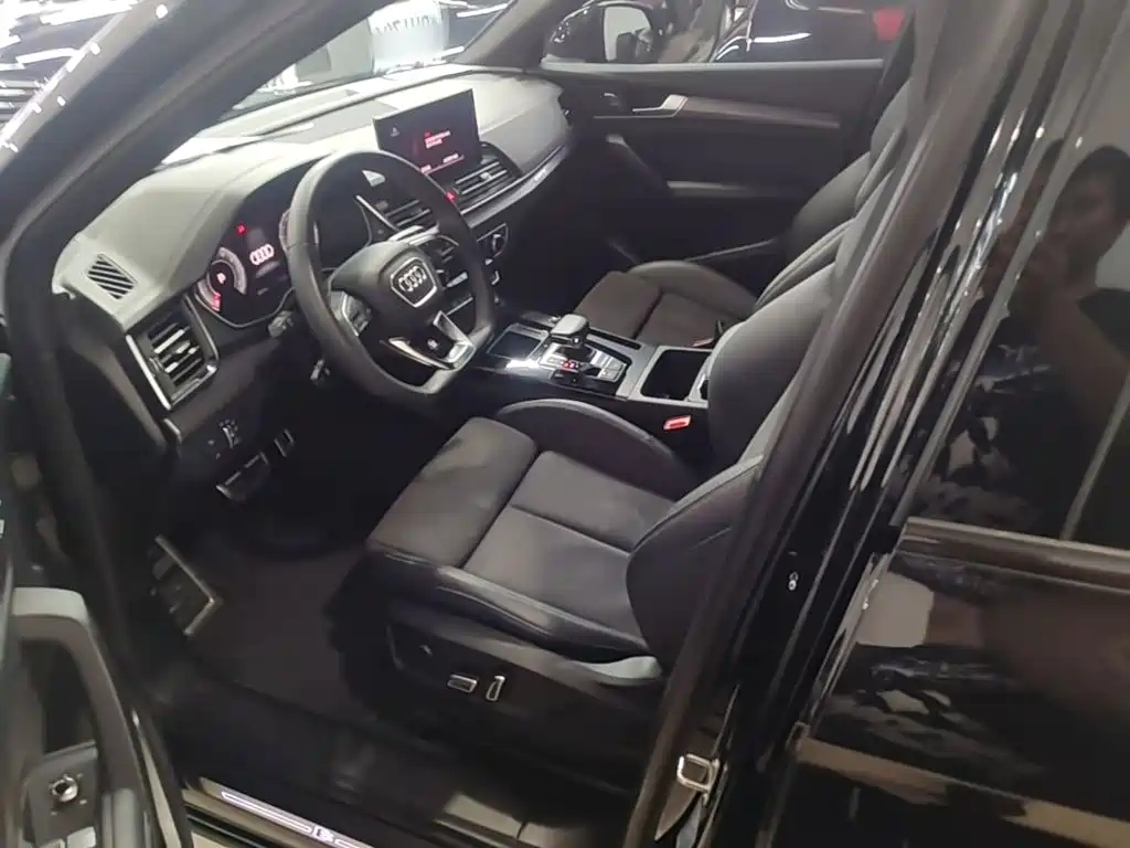 Audi Q5L Sportback — миниатюра 15