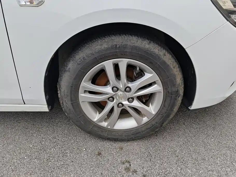 Chevrolet Cavalier — миниатюра 6