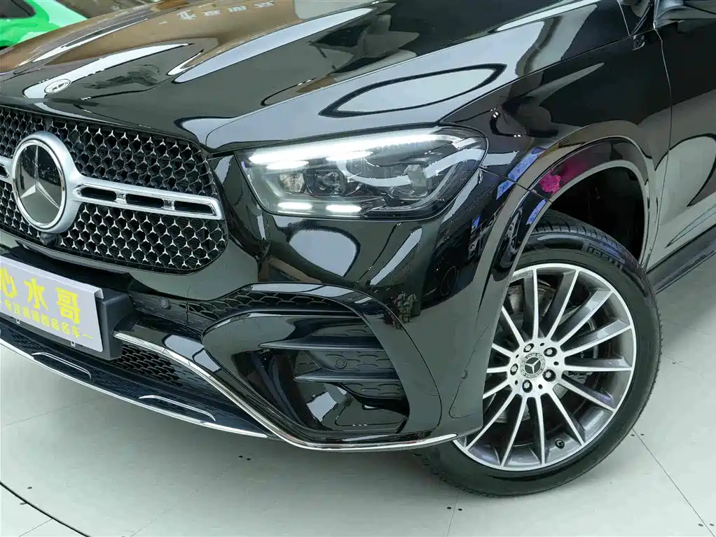 Mercedes-Benz GLE (Import) — миниатюра 19