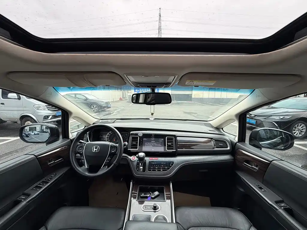 Honda Elysion — миниатюра 4