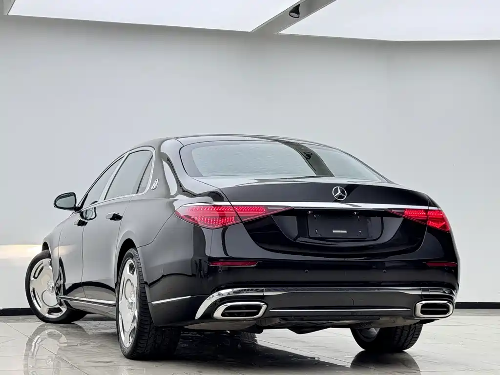 Mercedes-Benz S-Class — миниатюра 13