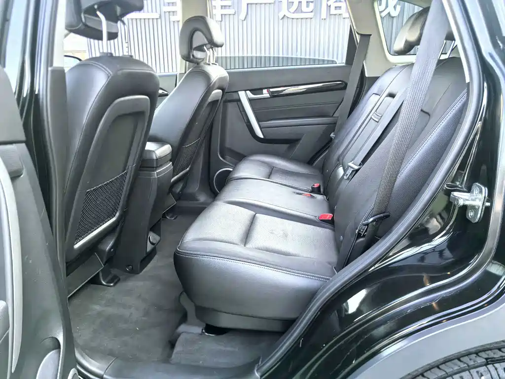 Chevrolet Captiva — миниатюра 13