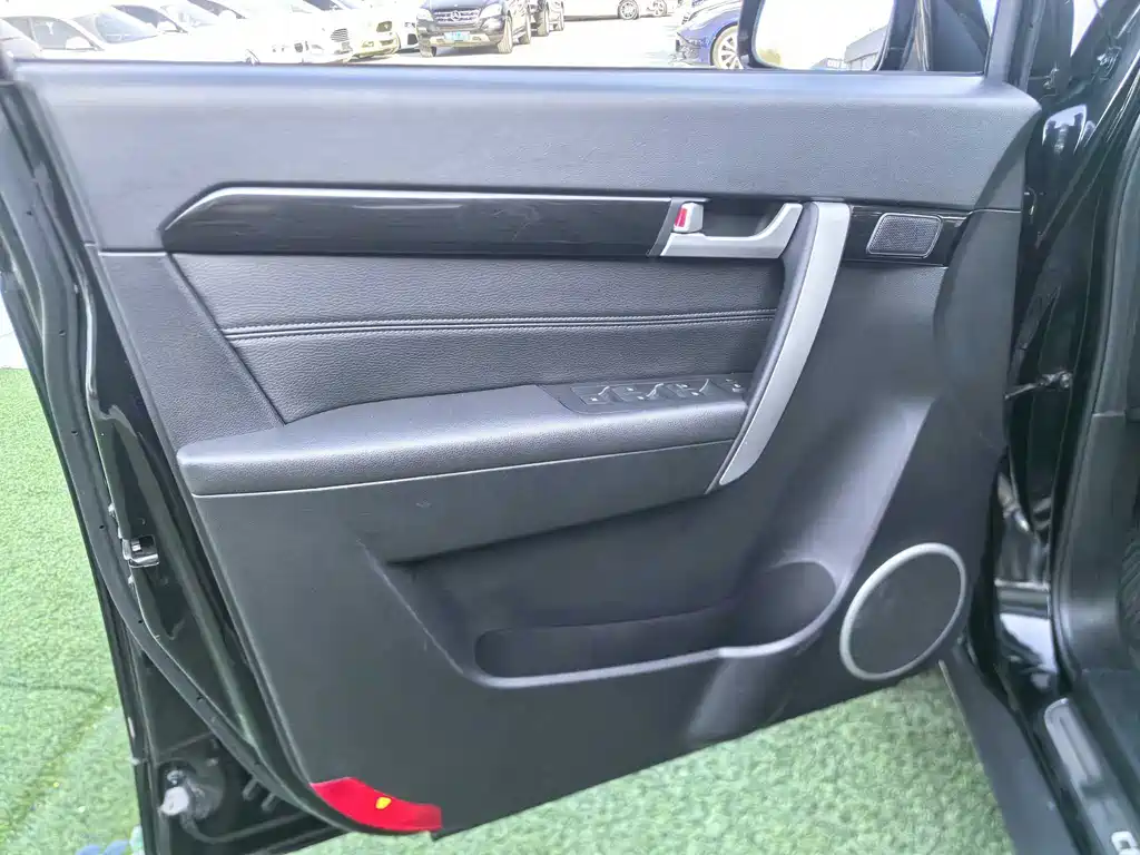 Chevrolet Captiva — миниатюра 5