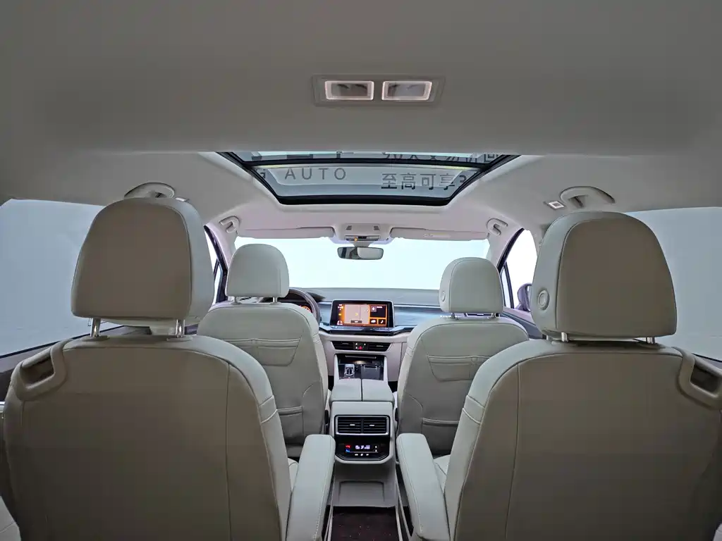 Volkswagen Viloran — миниатюра 21