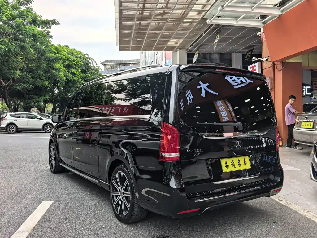 Mercedes-Benz V-Class — миниатюра 5