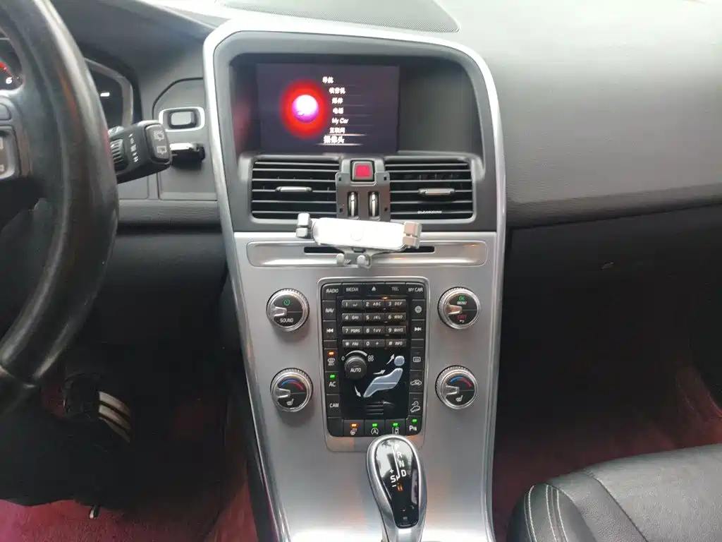 Volvo XC60 — миниатюра 9