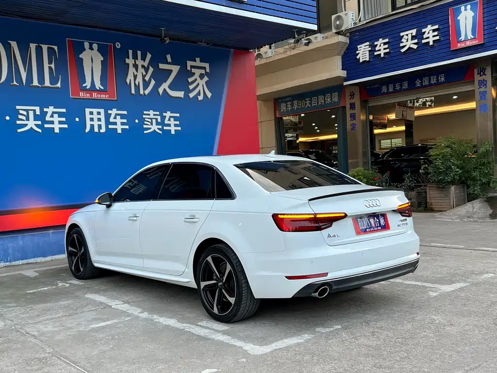 Audi A4L — миниатюра 24