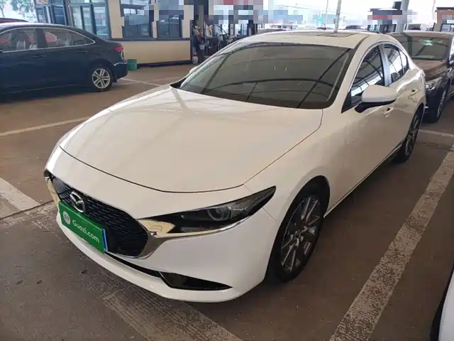 MAZDA  3 ANGKESAILA 2022
