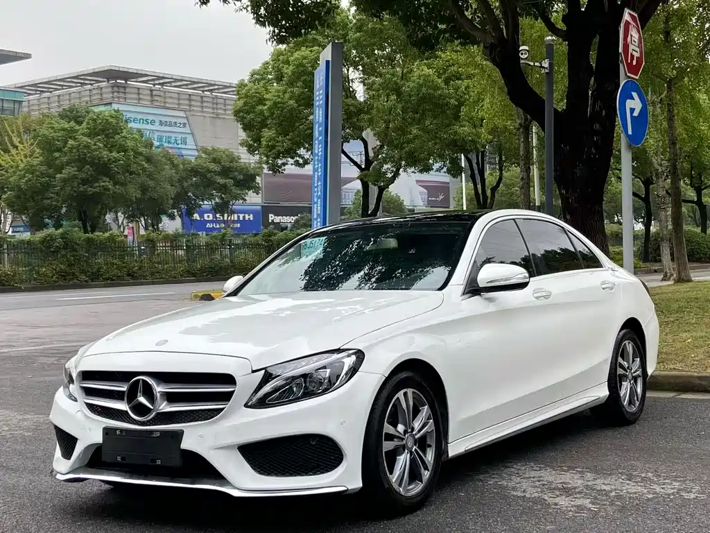 Mercedes-Benz C-Class 2017