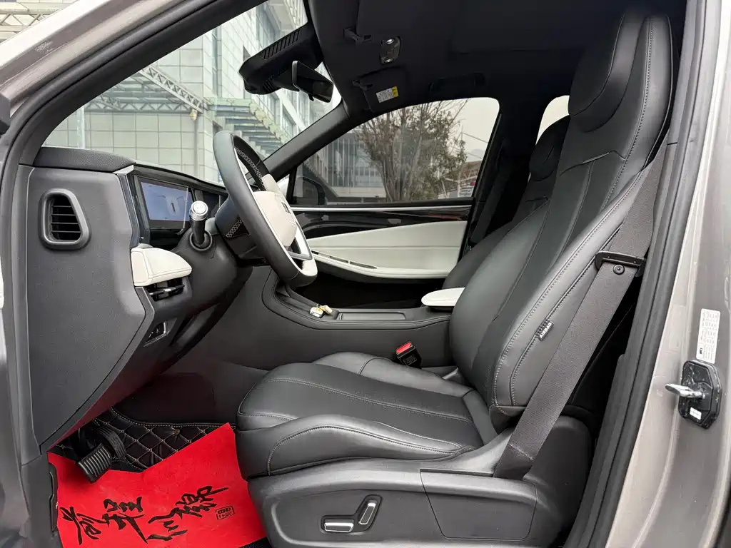 GEELY GALAXY GALAXY L7