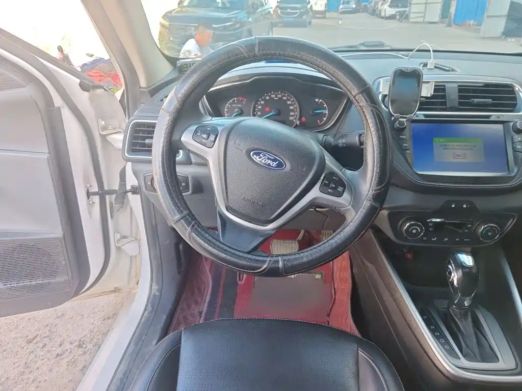 Ford Escort — миниатюра 7