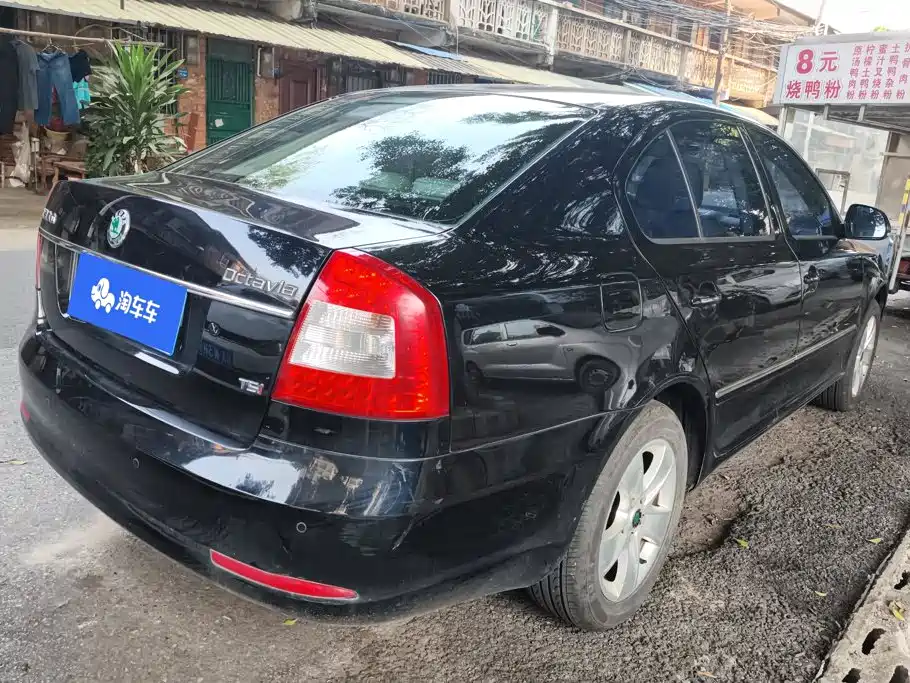 Skoda Octavia — миниатюра 3