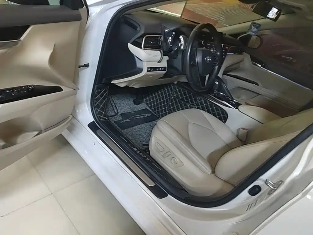 Toyota Camry — миниатюра 16