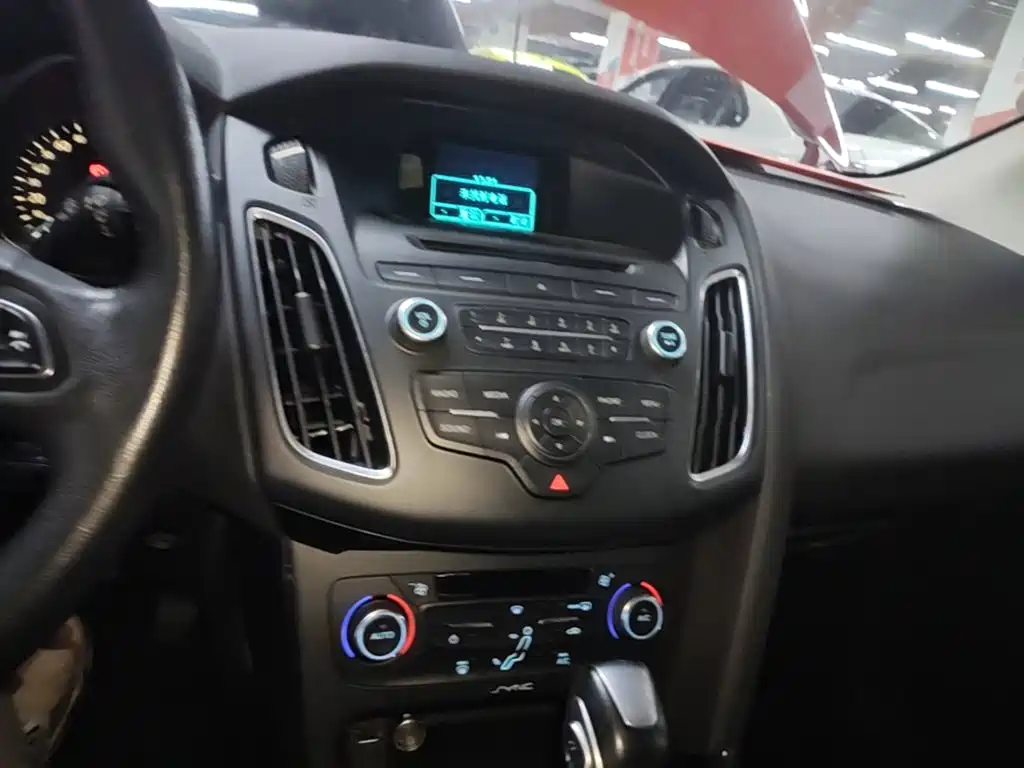 Ford Focus — миниатюра 13