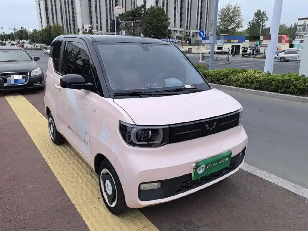 Wuling MINIEV — миниатюра 4