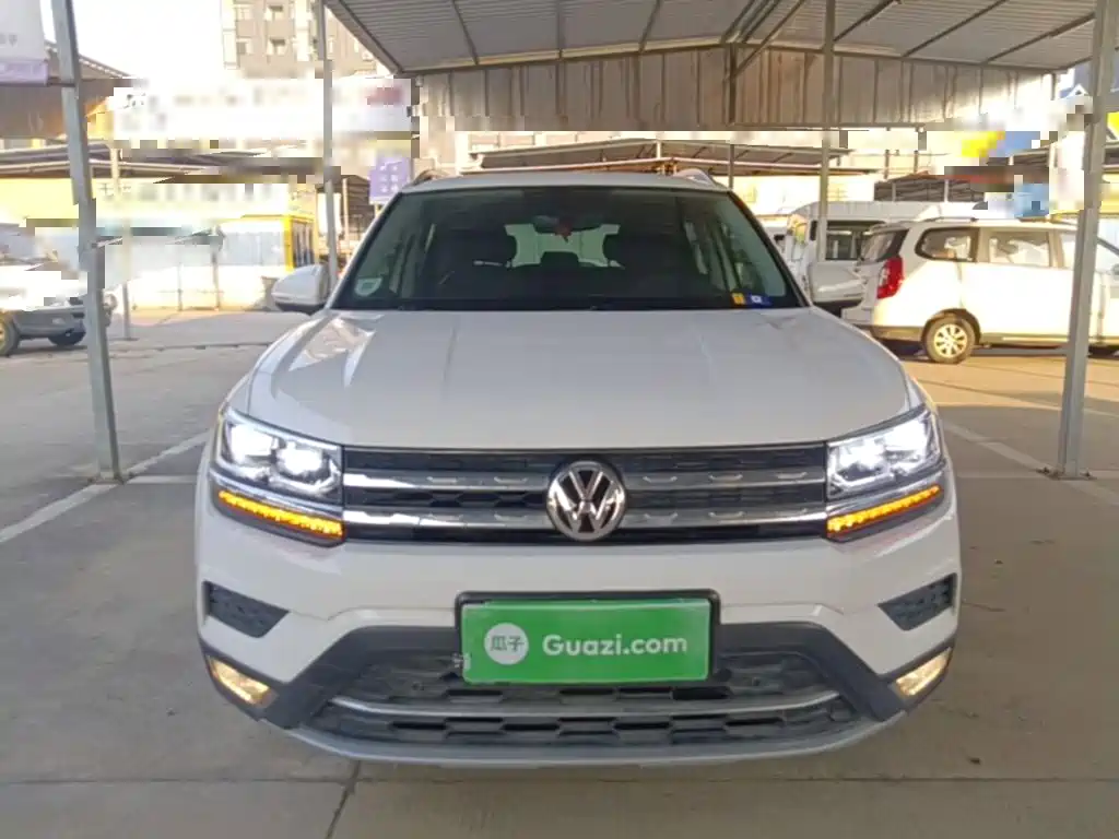 Volkswagen Tharu — миниатюра 3