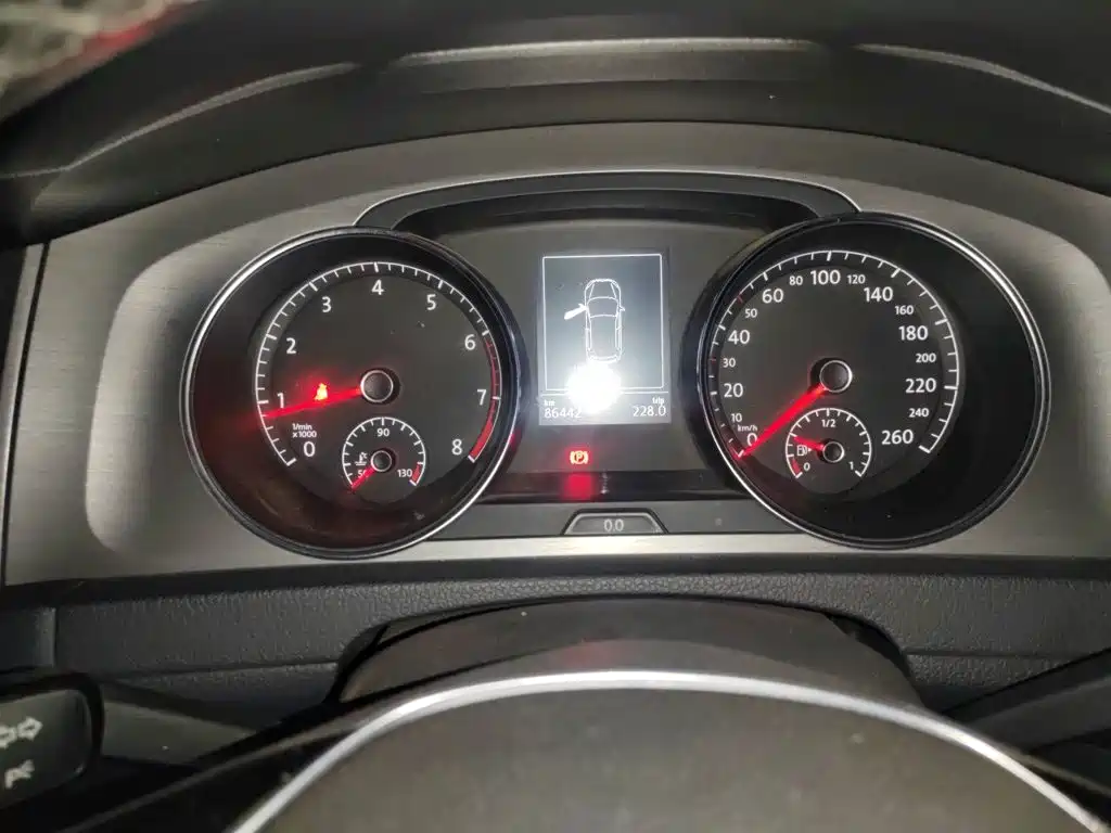 Volkswagen Golf — миниатюра 12