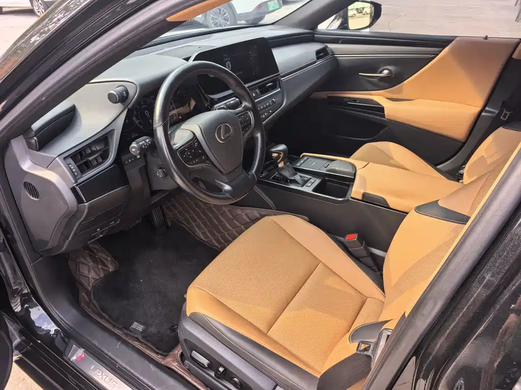 Lexus ES — миниатюра 5