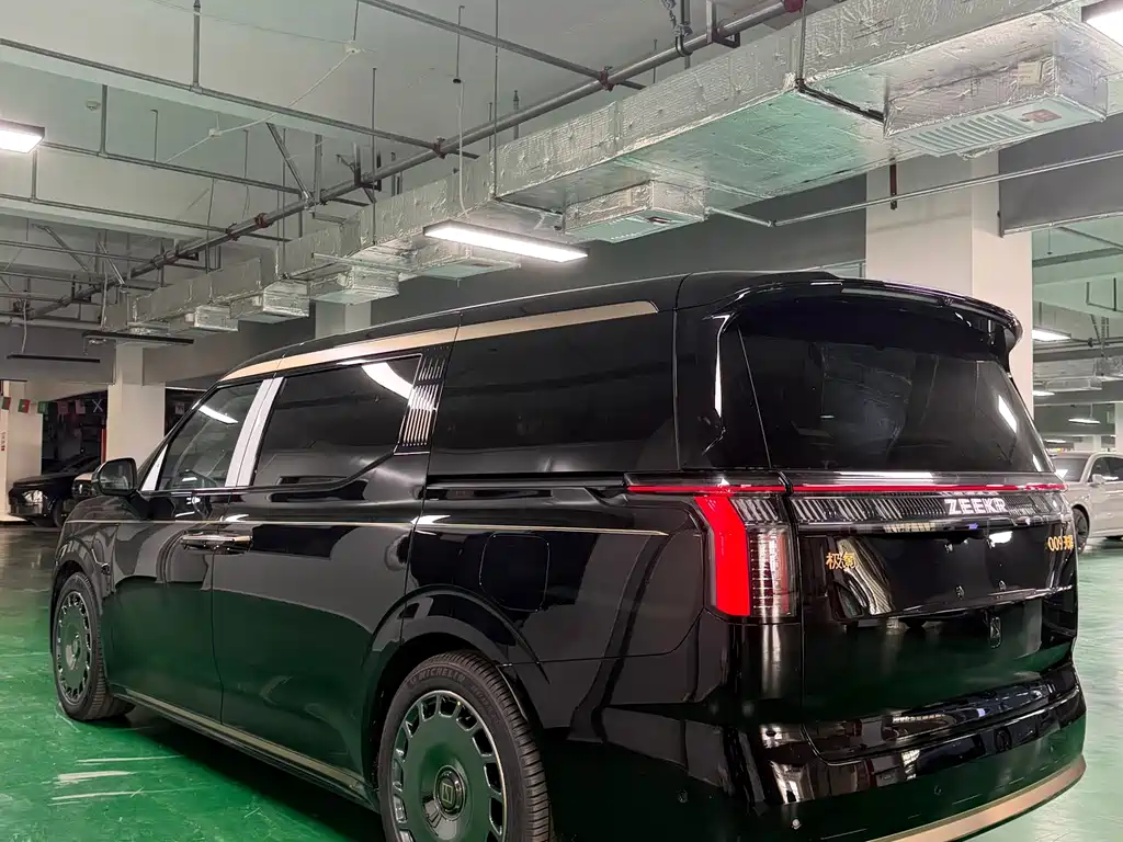 ZEEKR EXTREME KRYPTON 009